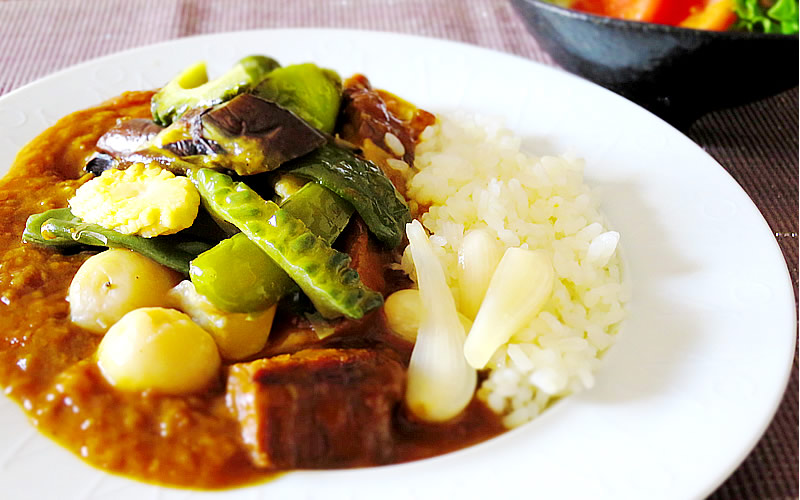 牛タン・牛ホホ・夏野菜の欧風カレー